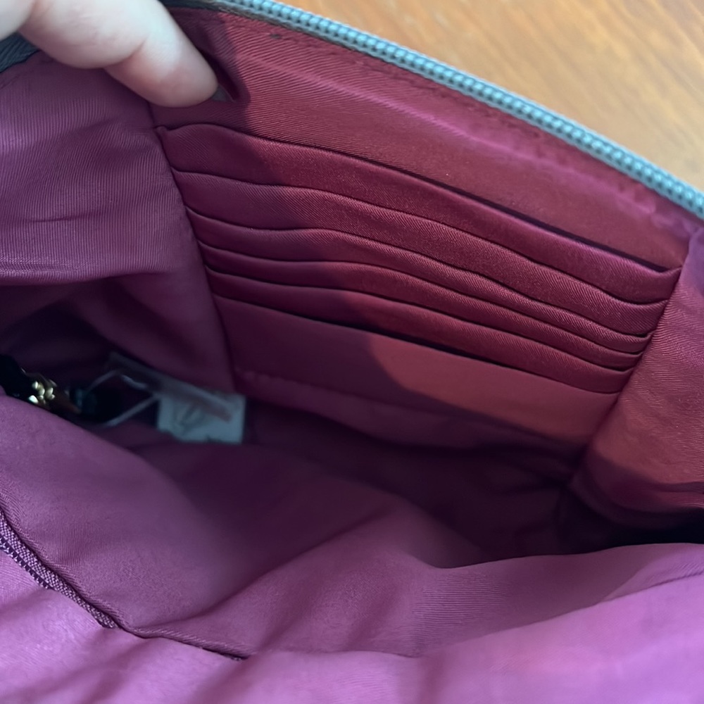 NWOT Travelon Anti-Theft Crossbody Bag - Picture 8 of 10
